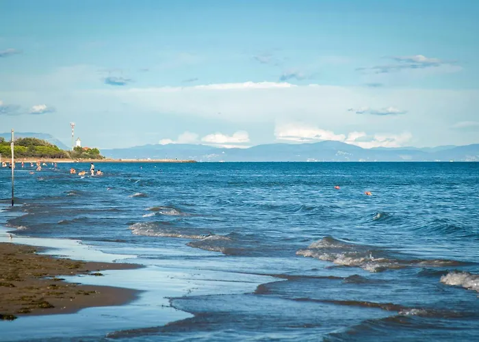 アパート In 27926