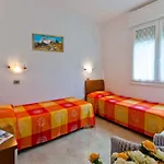In 27926 Apartment *