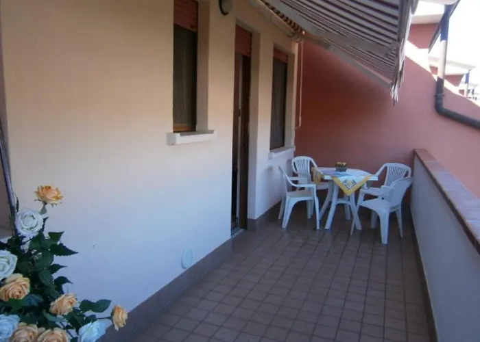 In 27926 Daire Bibione